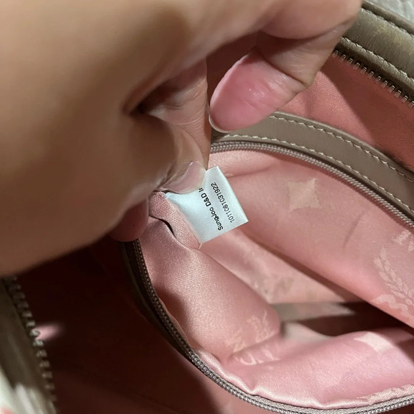 MCM WHITE VISETOS HANDBAG - Picture 15 of 16